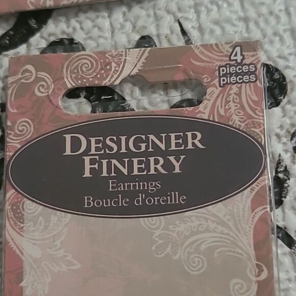 Designer Finery Gold Earrings  Lever Backs - Picture 2 of 3